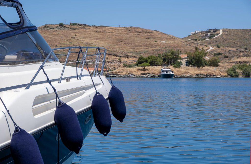 Řecko se znovu otevírá pro pronájem jachet